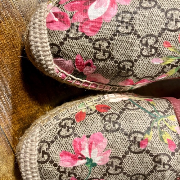 Authentic Gucci espadrille. Size 7 1/2 - Picture 8 of 14